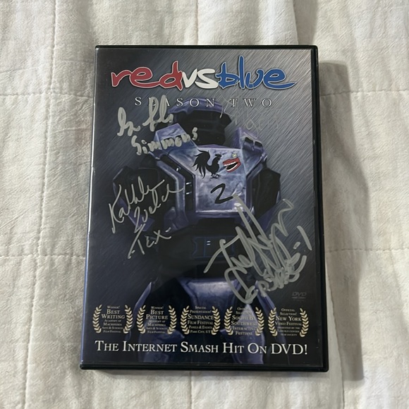 Red bs Blue seasons 1-4. 2-4 autographed. - Picture 2 of 6